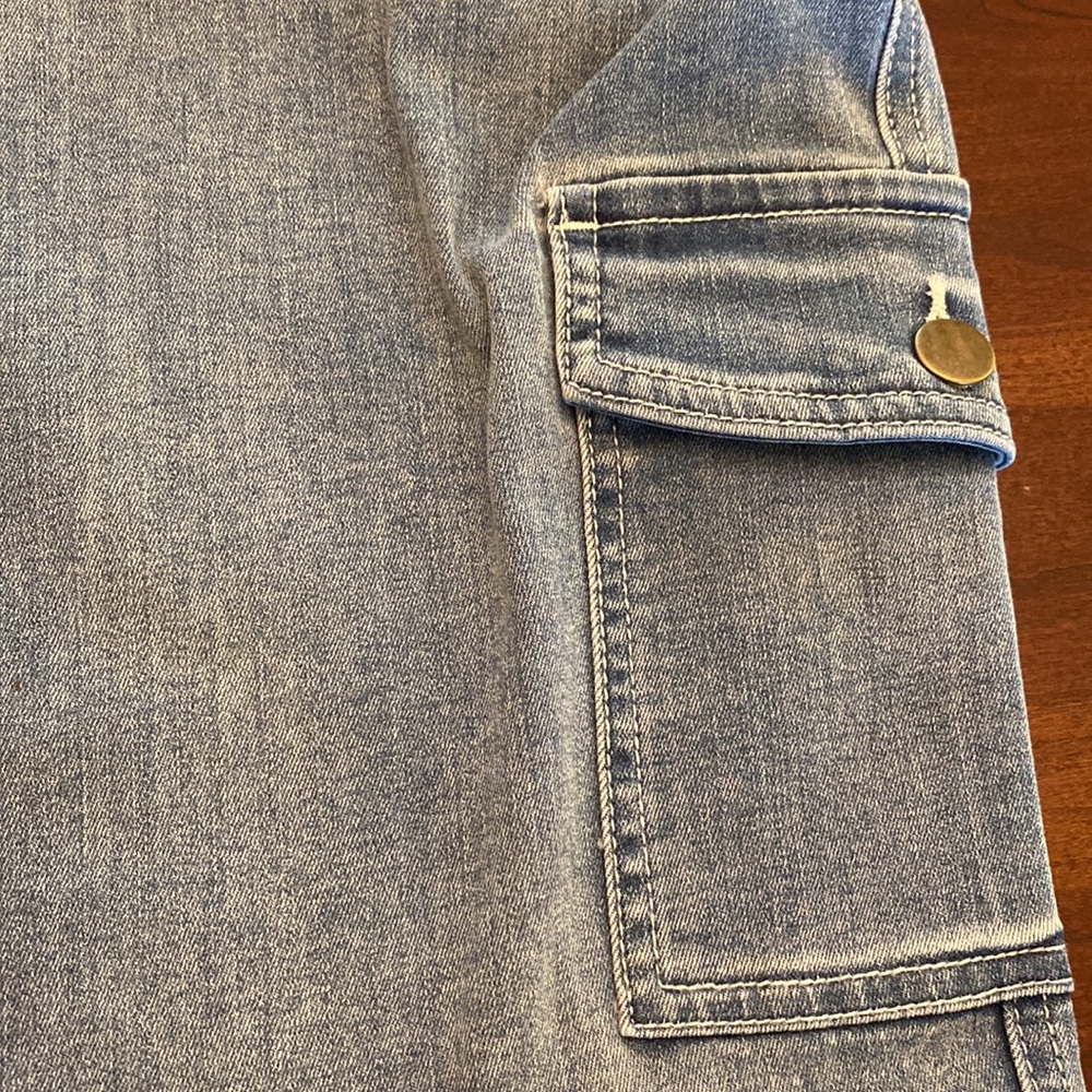 NorthStyle capris - Picture 9 of 10